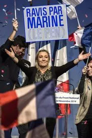 Poster do filme Ravis par Marine (Le Pen)