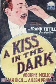 Poster do filme A Kiss in the Dark