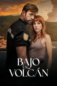 Poster do filme Bajo un volcán