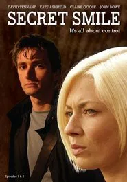 Poster do filme Secret Smile