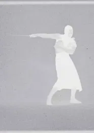 Figura de guerrero sobre fondo gris movie poster