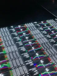 Poster do filme micro | macro [pavilion]