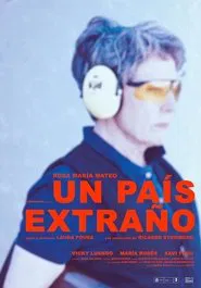 Un país extraño movie poster