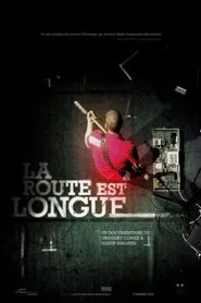 La route est longue movie poster