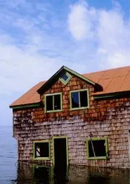 Poster do filme Tenaún, donde las casas navegan