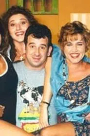 O Petros kai ta koritsia tou tv show poster