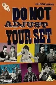 Poster da série Do Not Adjust Your Set