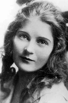 Mae Marsh profile picture