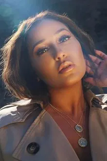 Adrienne Houghton profile picture