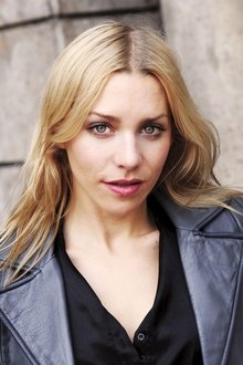 Julia Dietze profile picture