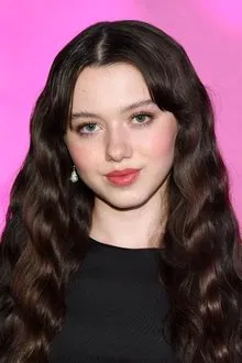 Violet McGraw profile picture