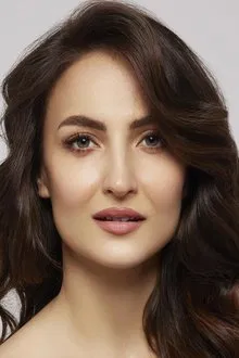 Elli Avram profile picture