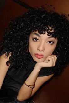 Elyfer Torres profile picture