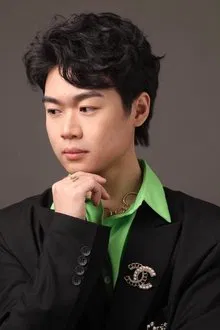 周佳楠 profile picture