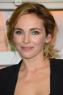 Claire Keim profile picture