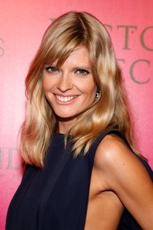 Julia Stegner profile picture