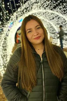 Andrea Viveros profile picture