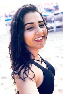 Roshni Walia profile picture