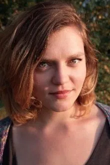 Adéla Komrzý profile picture