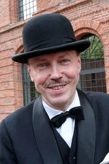 Marcel Szytenchelm profile picture