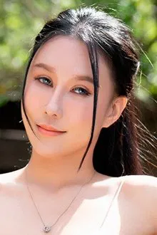 凌薇 profile picture