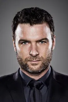 Liev Schreiber profile picture