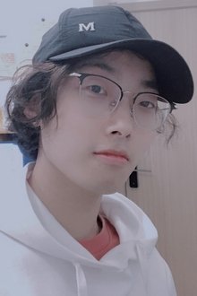 杨昕燃 profile picture