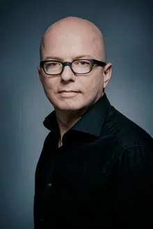 Oliver Rohrbeck profile picture