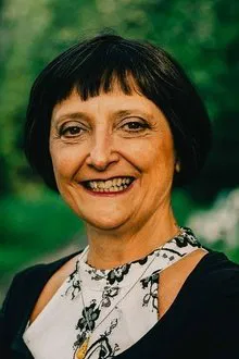 Louise Lavictoire profile picture
