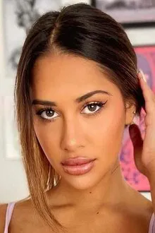 Daria Hadipour profile picture