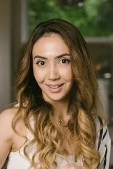 Foto de perfil de Madina Ospanova