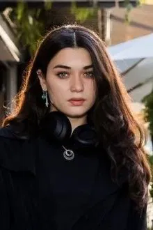 Luci Khan profile picture