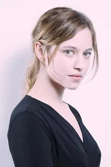 Lou de Laâge profile picture