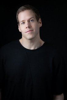 Justin Leeper profile picture