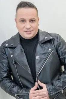 L.L. Junior profile picture