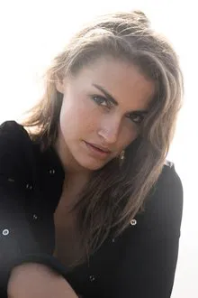 Holly Madge profile picture
