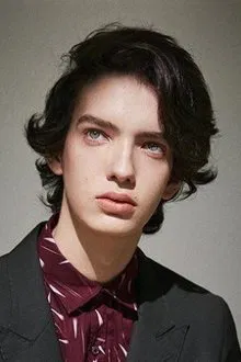 Kodi Smit-McPhee profile picture