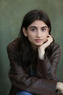 Mia Tharia profile picture