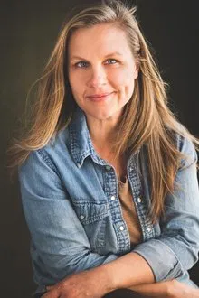 Julie Sweum profile picture