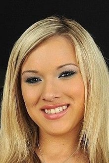 Chrystal Lee profile picture