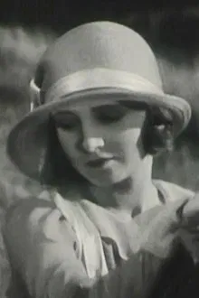 Véra Flory profile picture