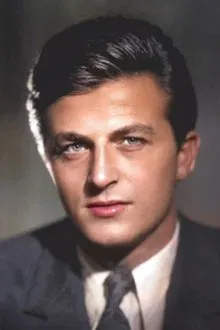 Müşfik Kenter profile picture