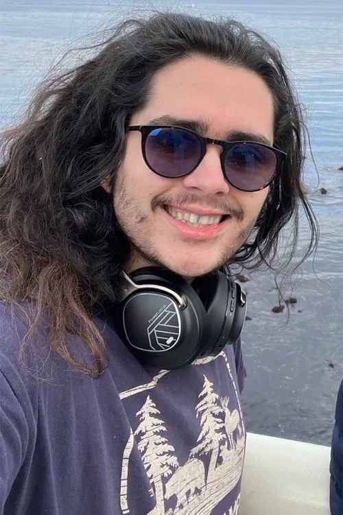 Oliver Giles profile picture