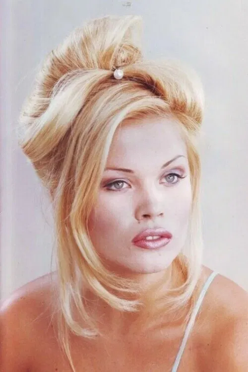 Elena Bond profile picture