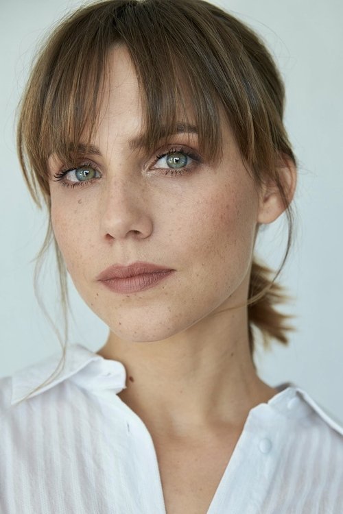 Aura Garrido profile picture