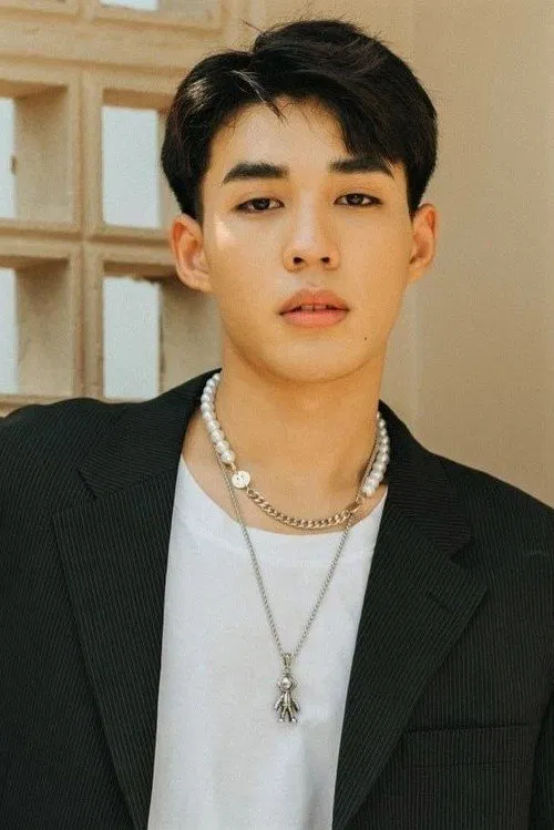 Woraphon Charoensuk profile picture