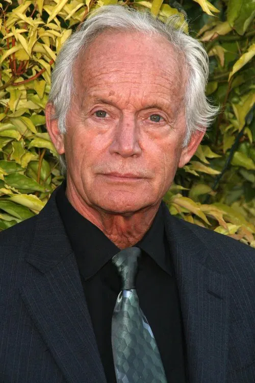 Lance Henriksen profile picture