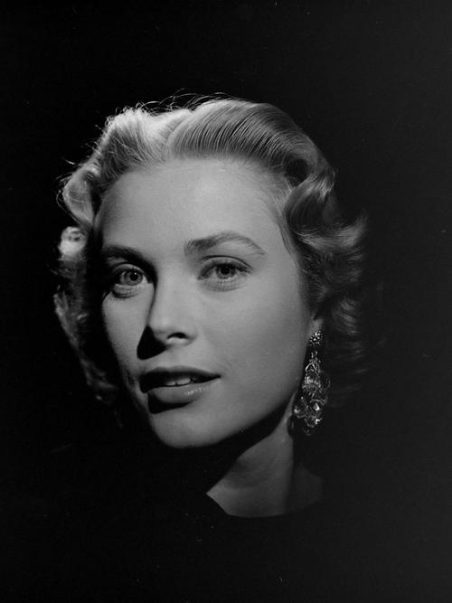 Grace Kelly – Hollywoods tragische Prinzessin movie poster