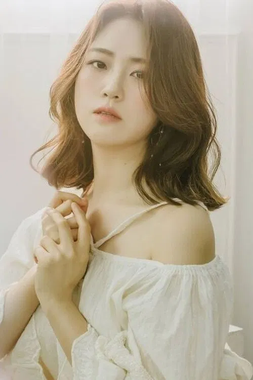 Lee Sae-byeok profile picture