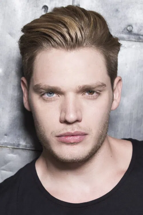 Dominic Sherwood profile picture